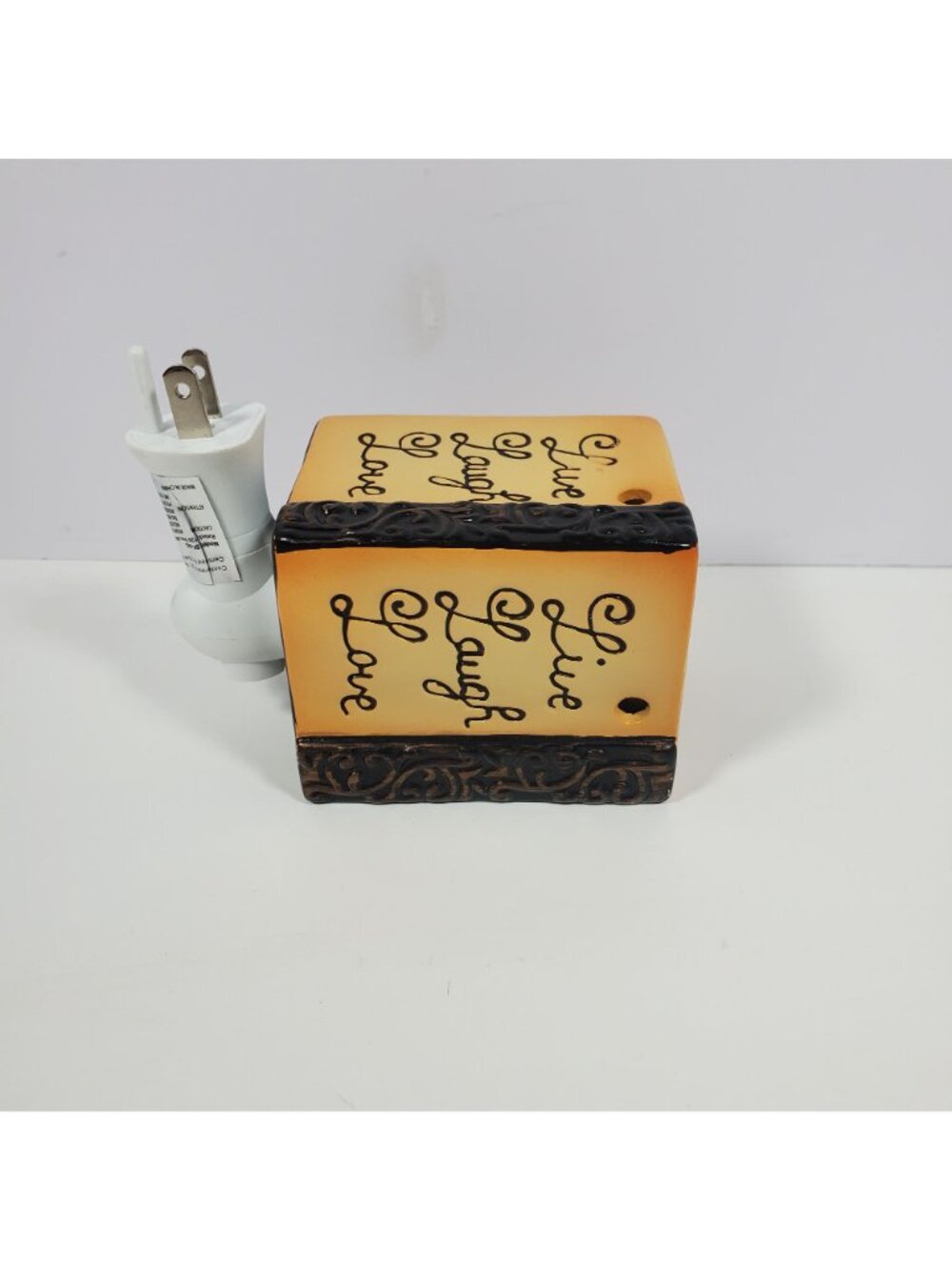 Scentsy Live Laugh Love Plug-In Wax Warmer Ceramic Beige Bronze Brown Tan - Picture 9 of 14